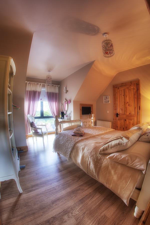 Walkers Nest Bed & Breakfast Карлингфорд Екстериор снимка